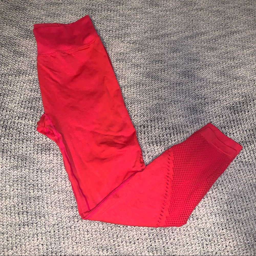Medium PINK Victorias Secret Seamless Legging with mesh detail bright red/orange